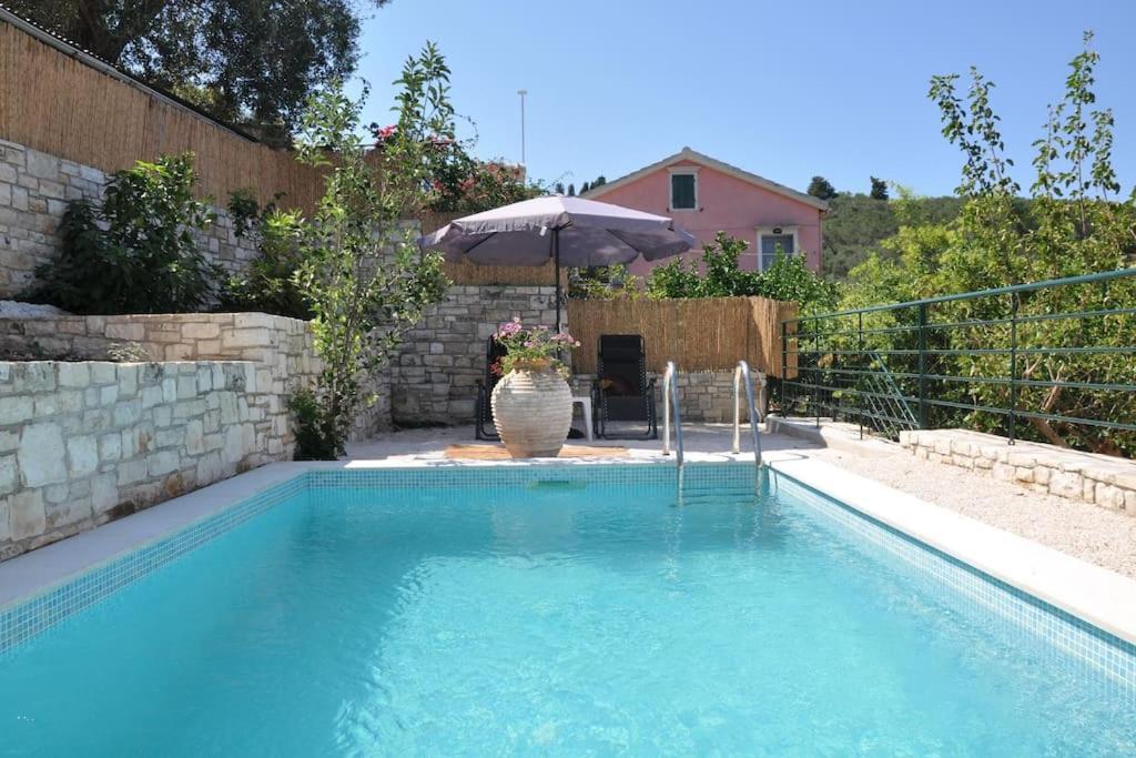 Villa Paxos Adamantia With Private Pool Гайос Экстерьер фото